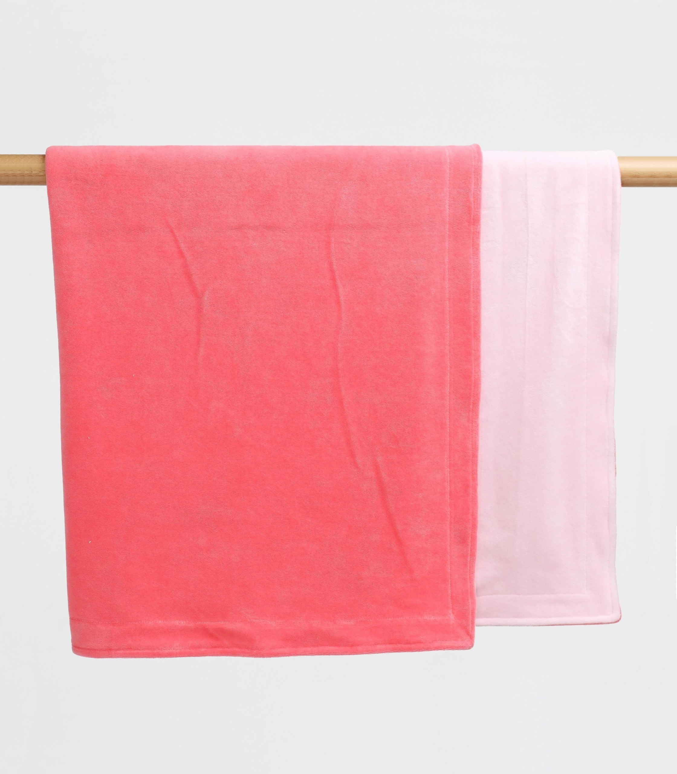 Плед велюр дитячий демісезонний Барбі/рожевий