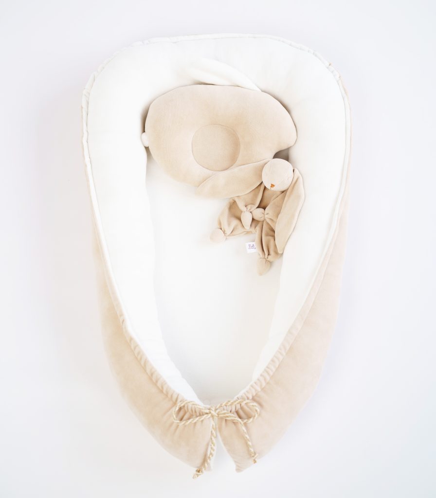 Кокон-позиціонер для новонароджених Беж/молочний