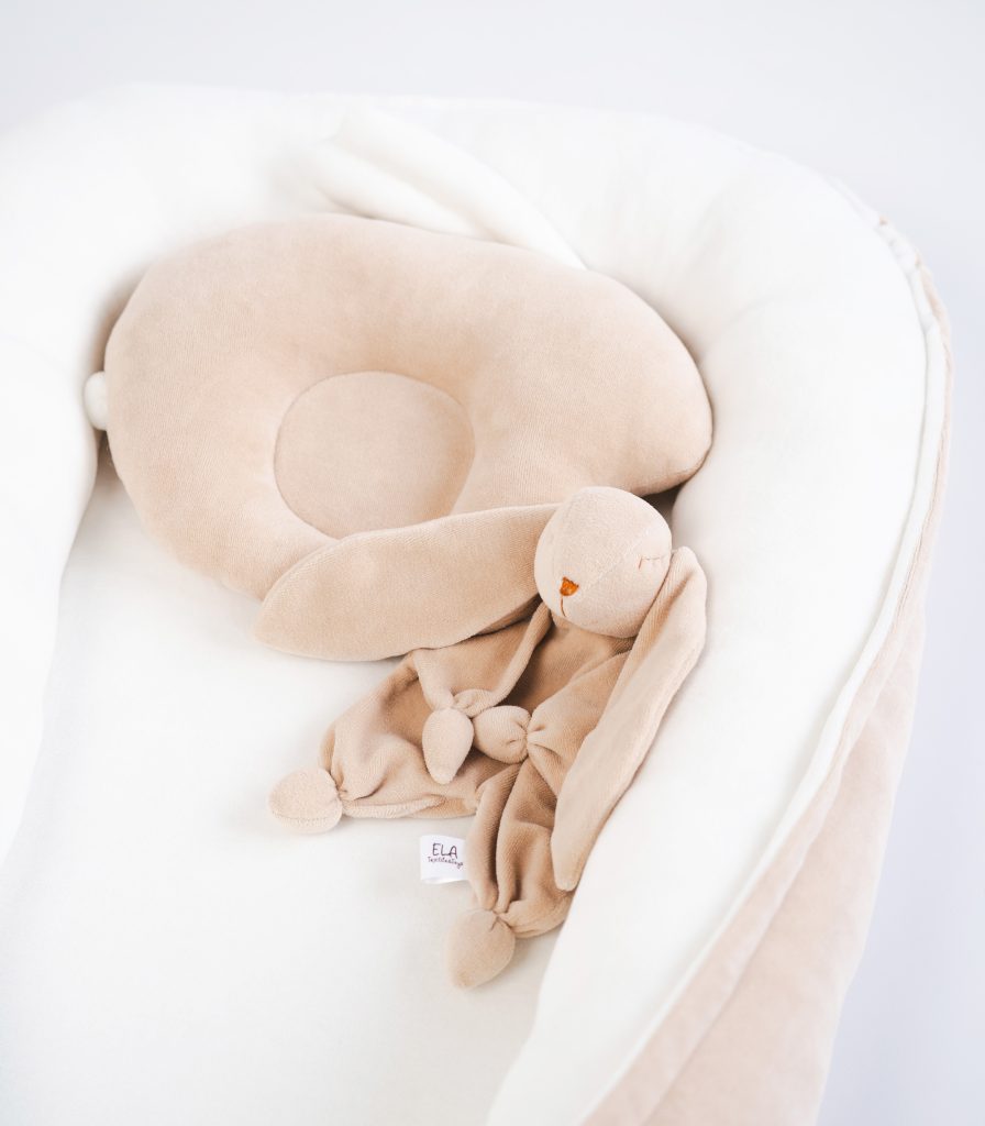 Кокон-позиціонер для новонароджених Беж/молочний