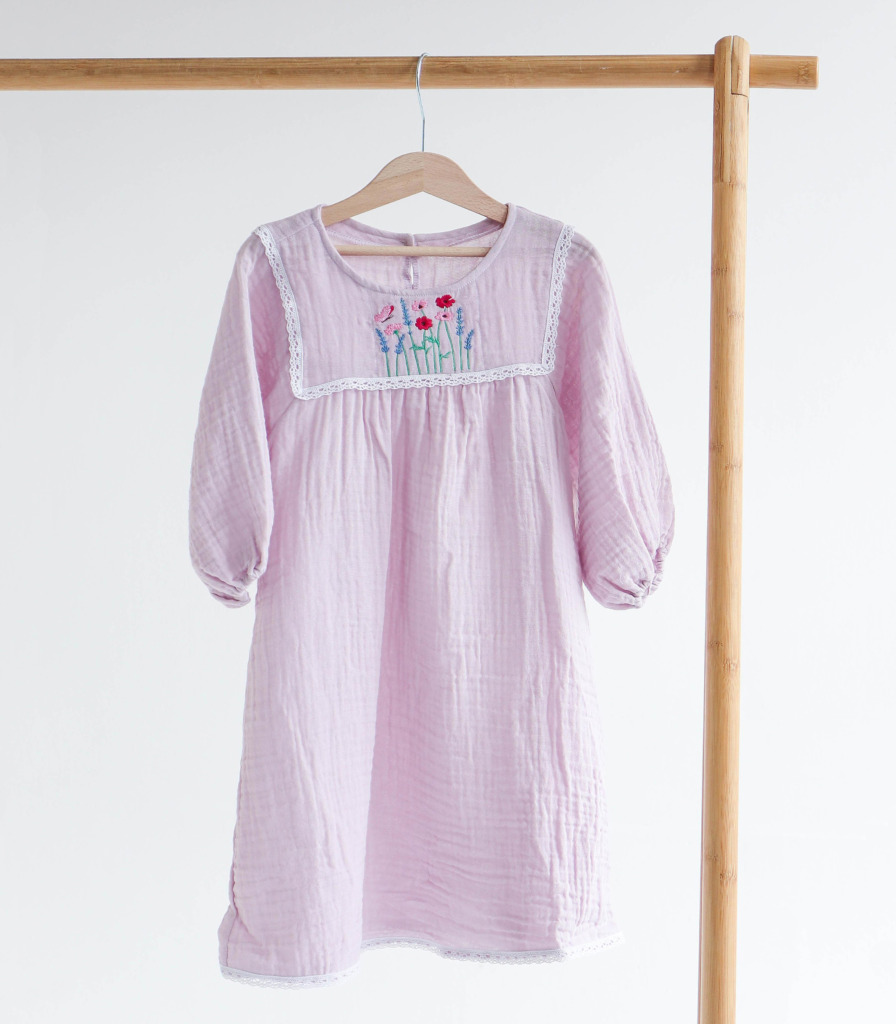 Вишиванка муслін Бузкова “Рожеві квіти”