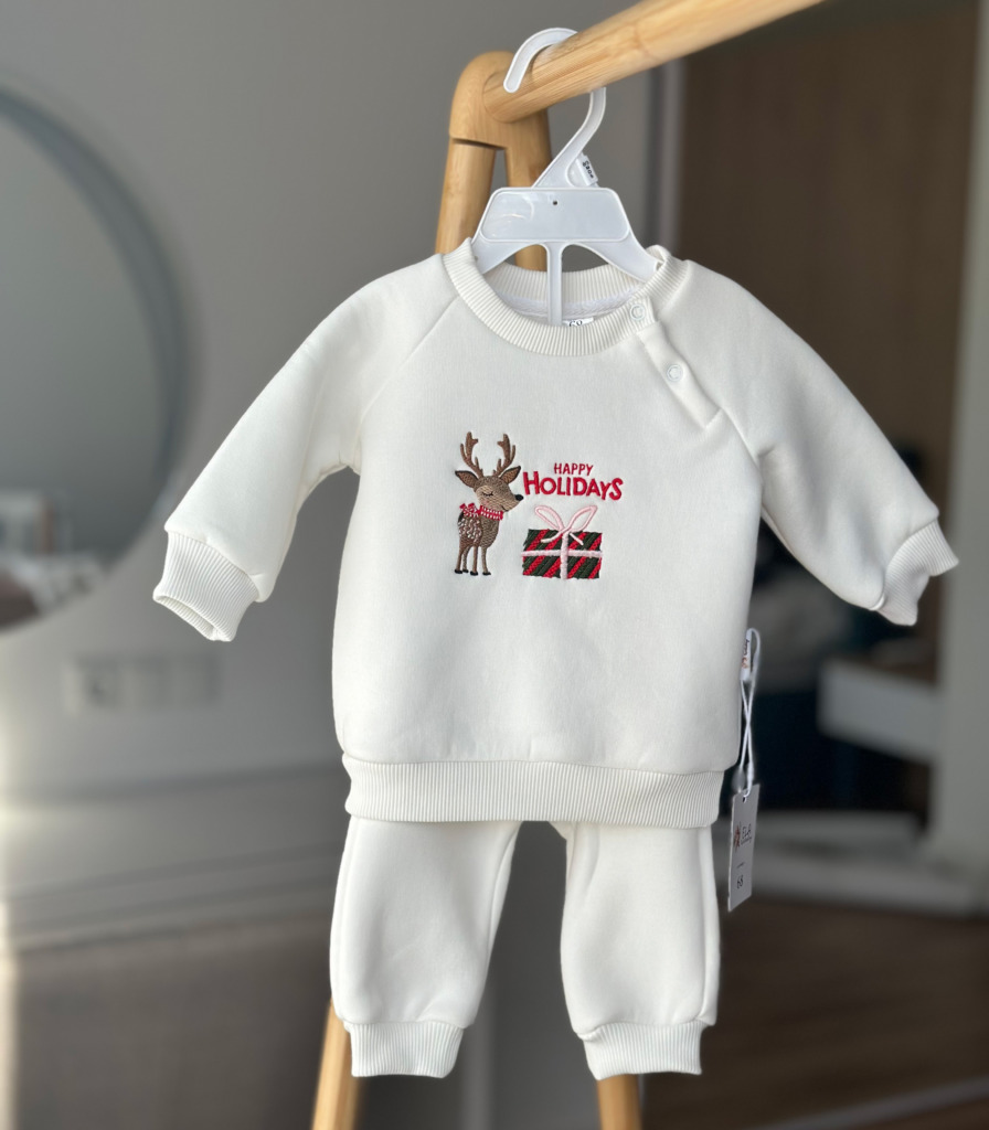 Костюм “Happy Holidays” Молочний