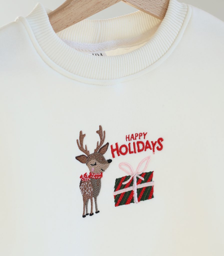 Костюм “Happy Holidays”