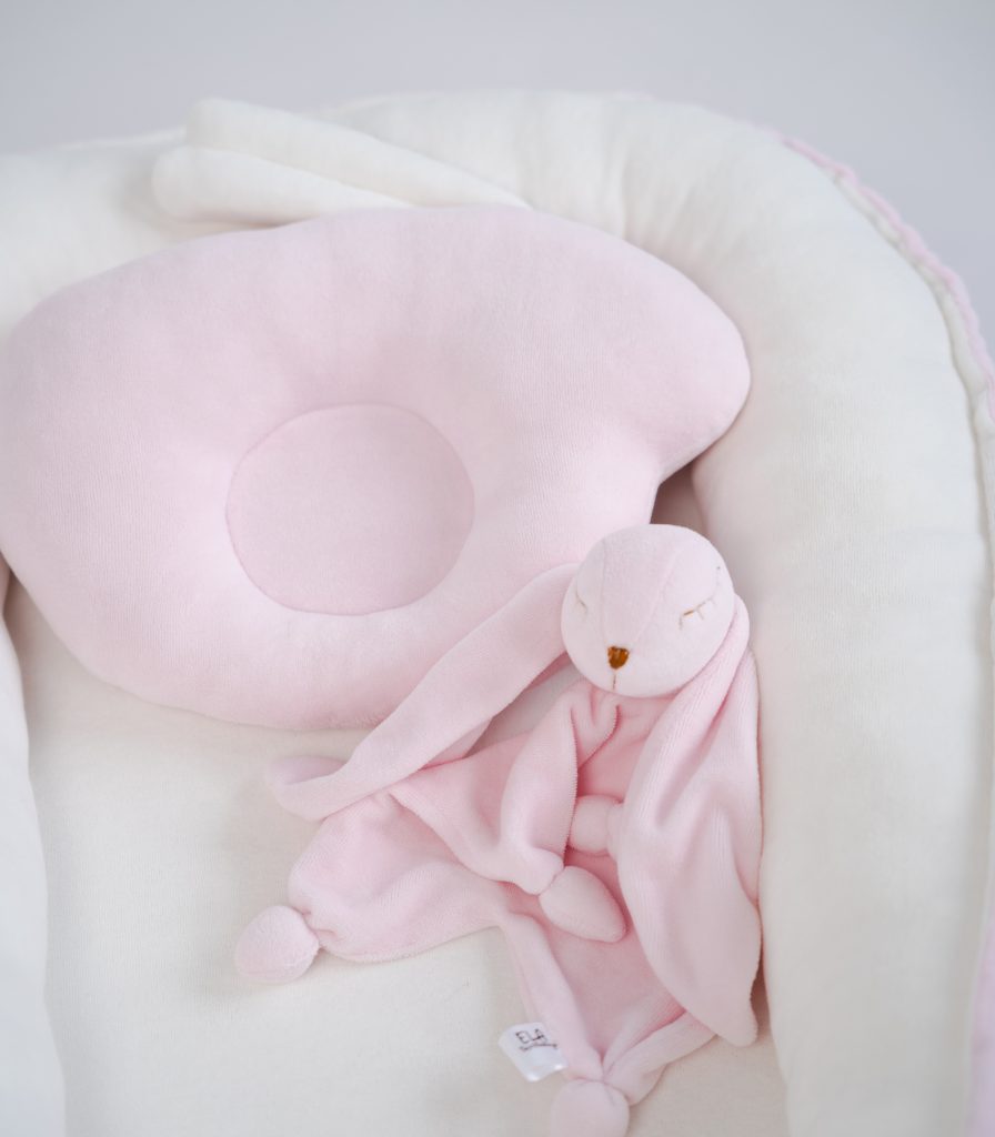 Кокон-позиціонер для новонароджених Рожево/молочний