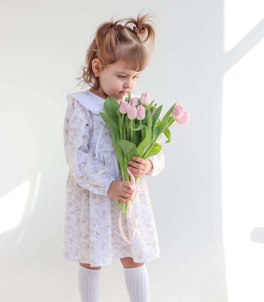 Сукня з комірцем “Бежеві гілочки”