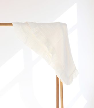 Плед мусліновий з рюшою “Молочний”