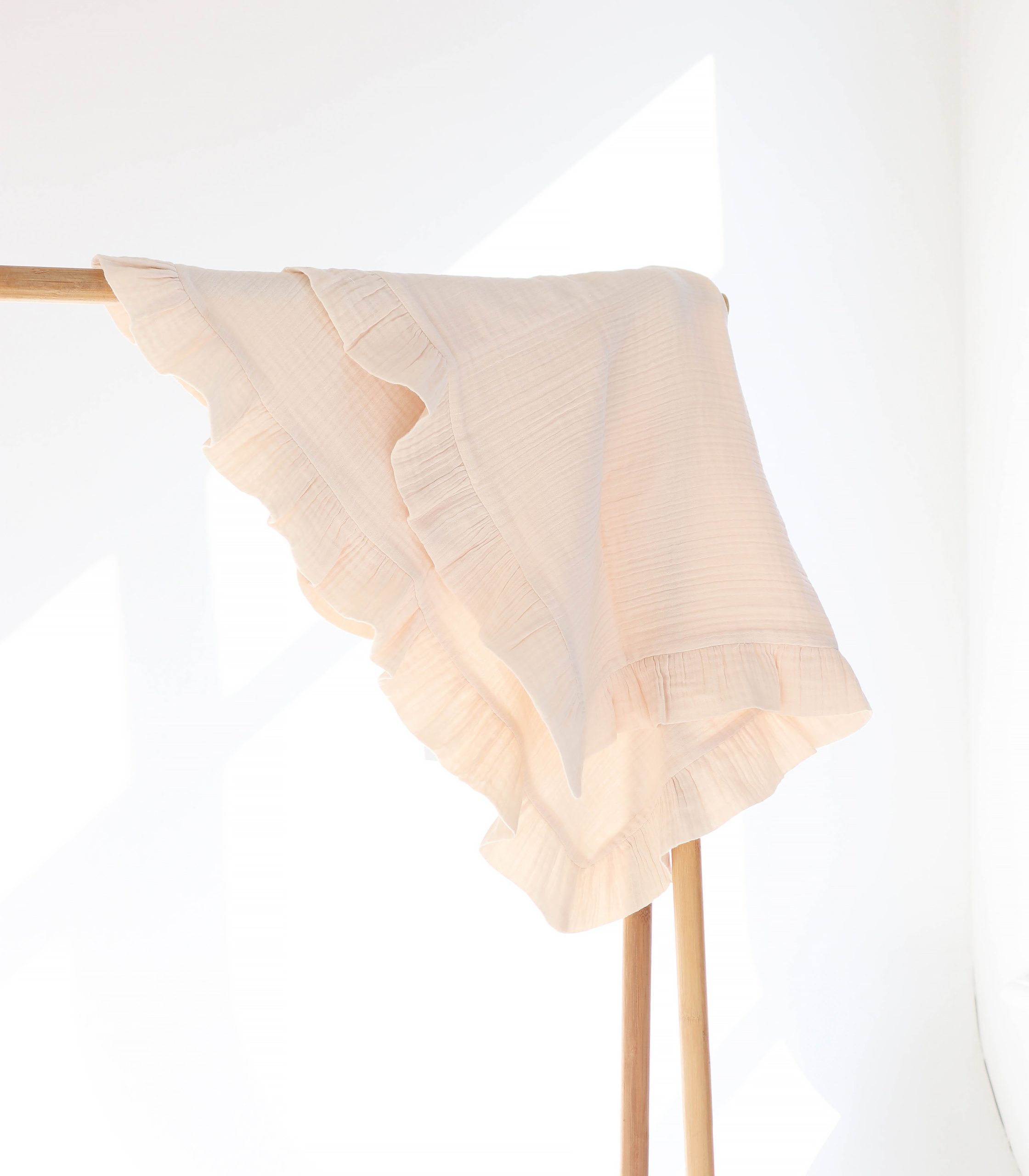 Плед мусліновий з рюшою “Бежевий”