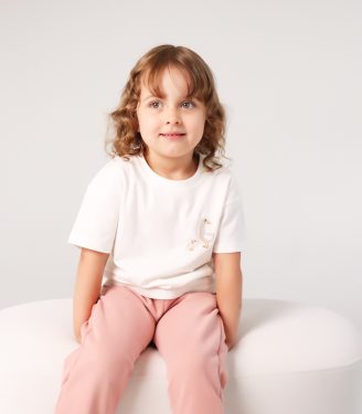 Футболка Молочна з вишивкою “Гуси”