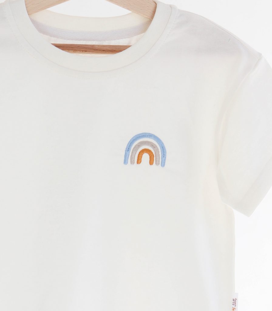 Футболка Молочна з вишивкою “Веселка”