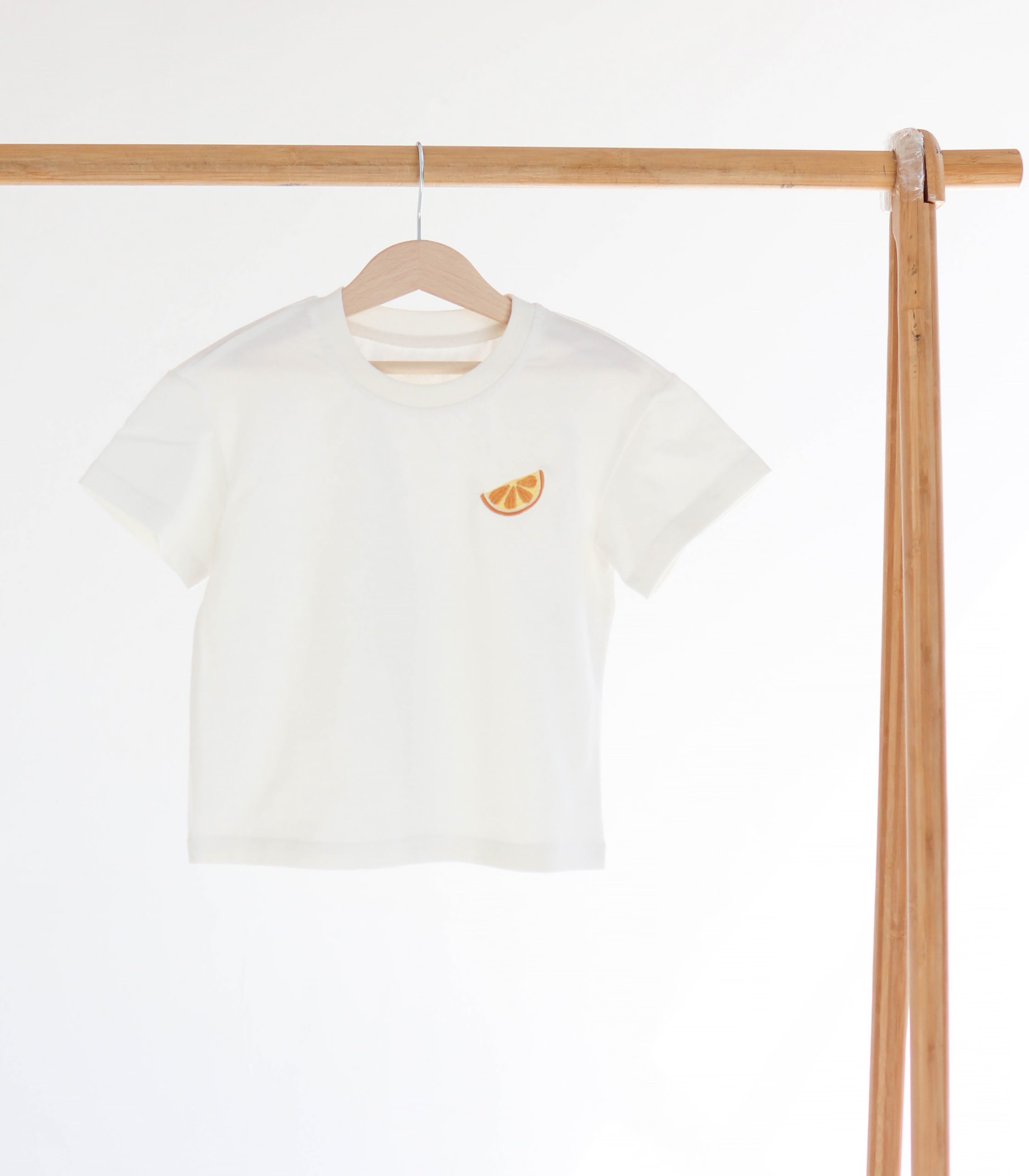 Футболка Молочна з вишивкою “Лимон”