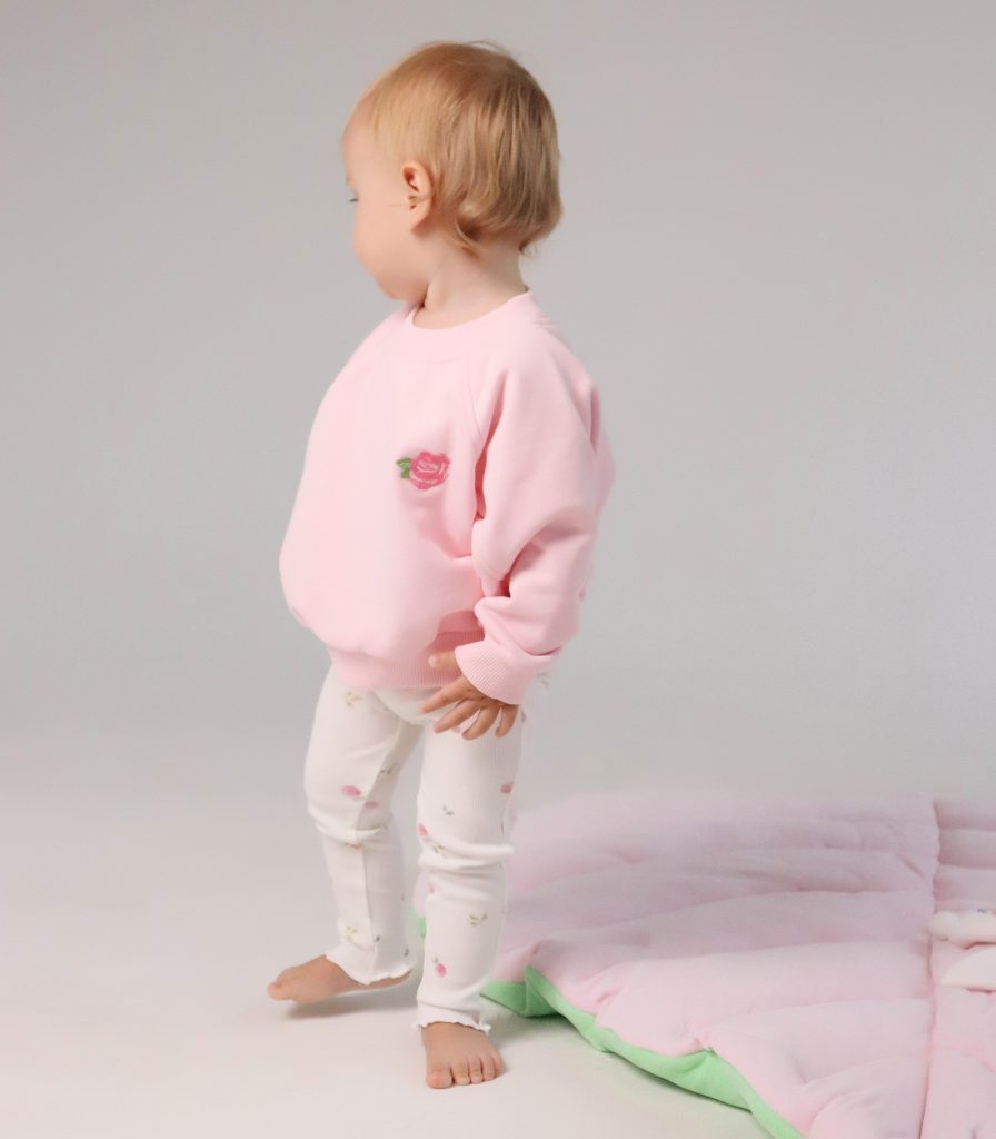 Костюм для дівчинки “Троянди”