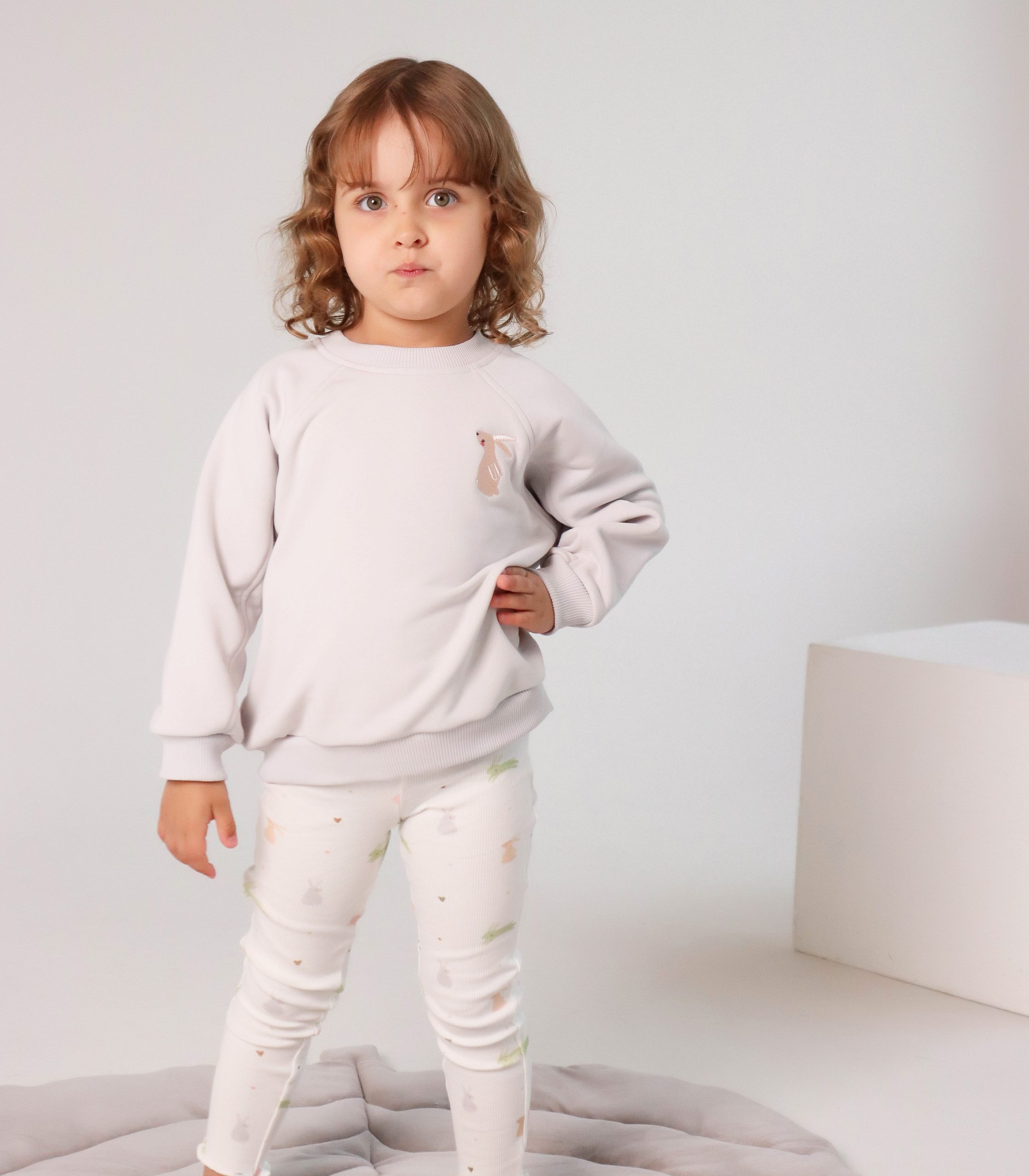 Костюм для дівчинки “Зайчики”