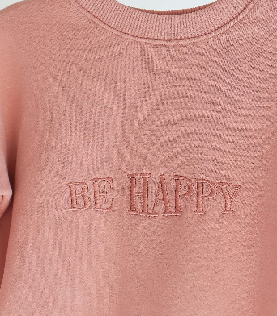 Костюм “BE HAPPY”