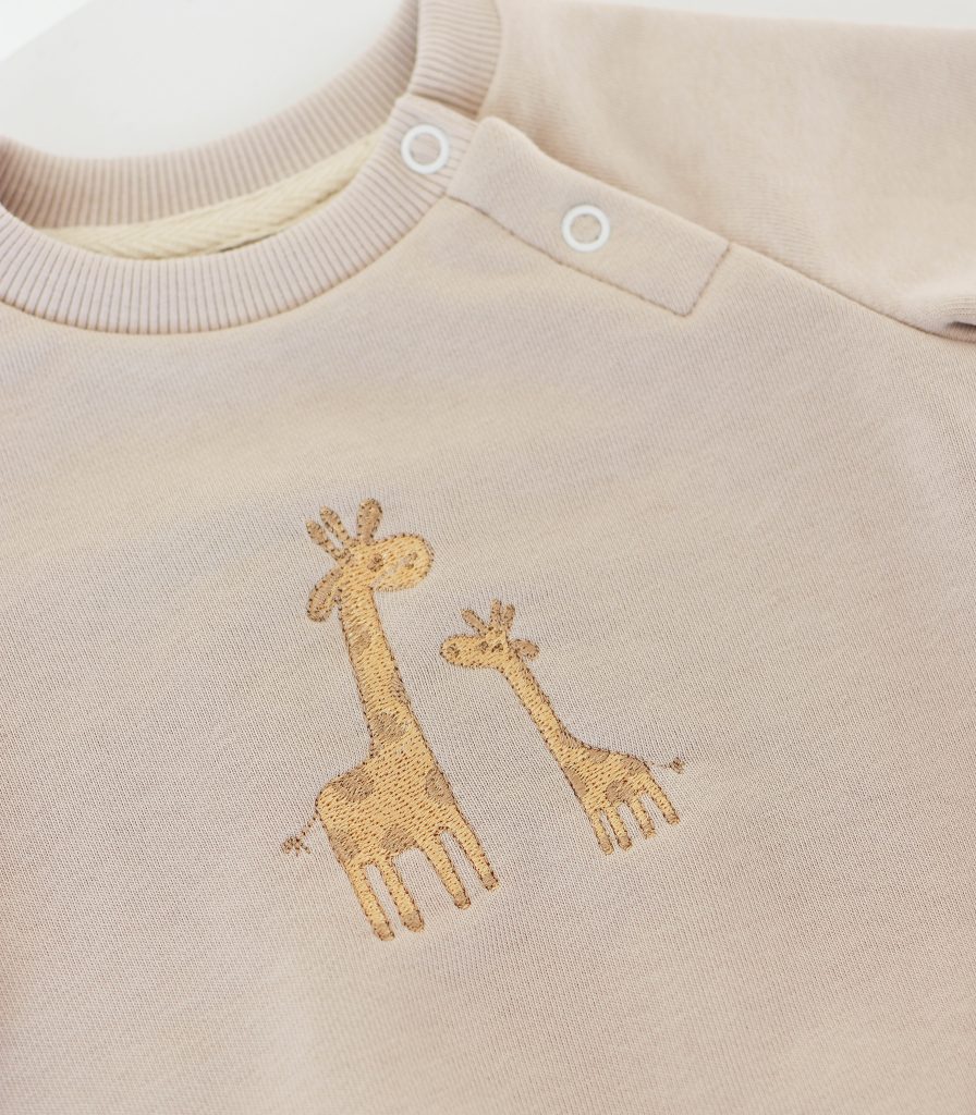 Костюм бежевий «Жирафи»