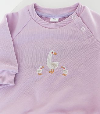 Костюм бузковий «Гуси»